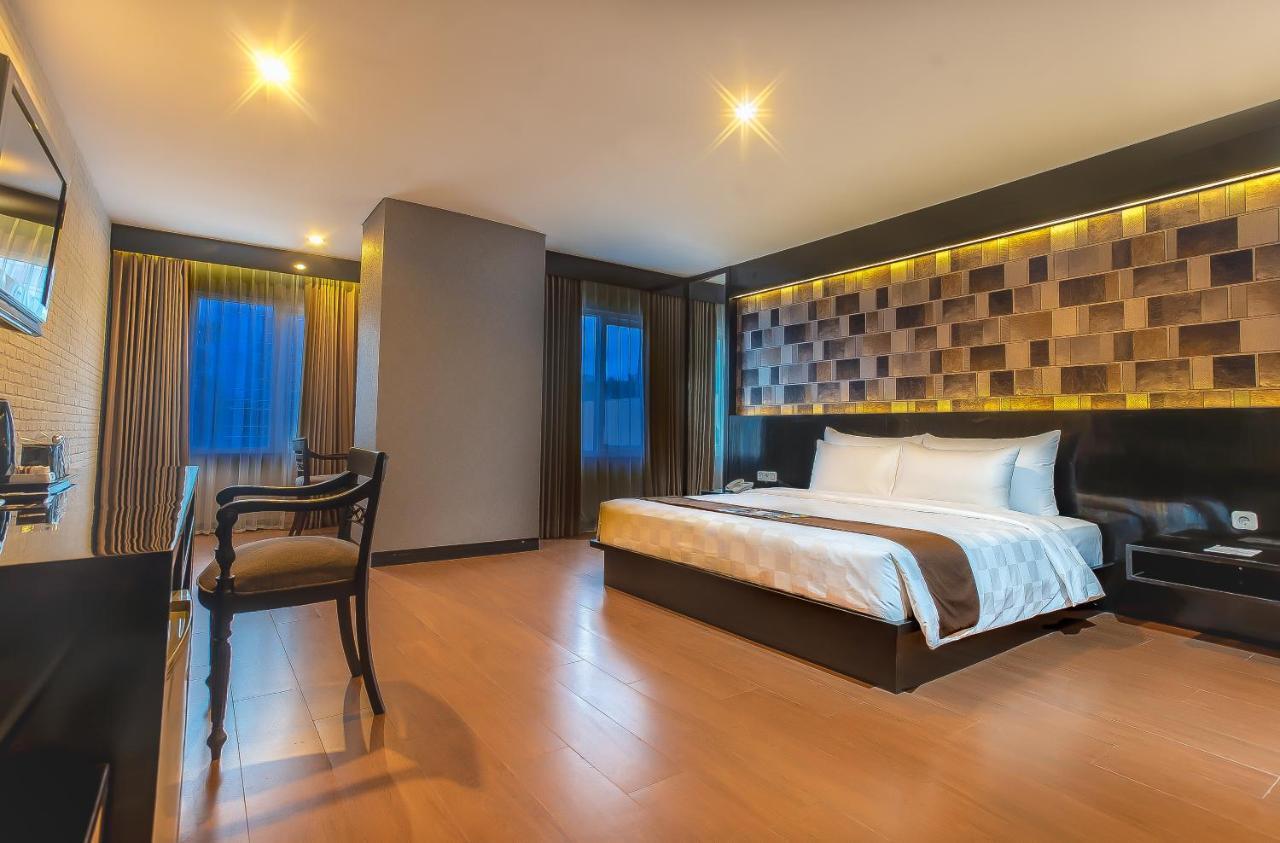 Hotel Royal Regantris Cendana Surabaja Exteriér fotografie
