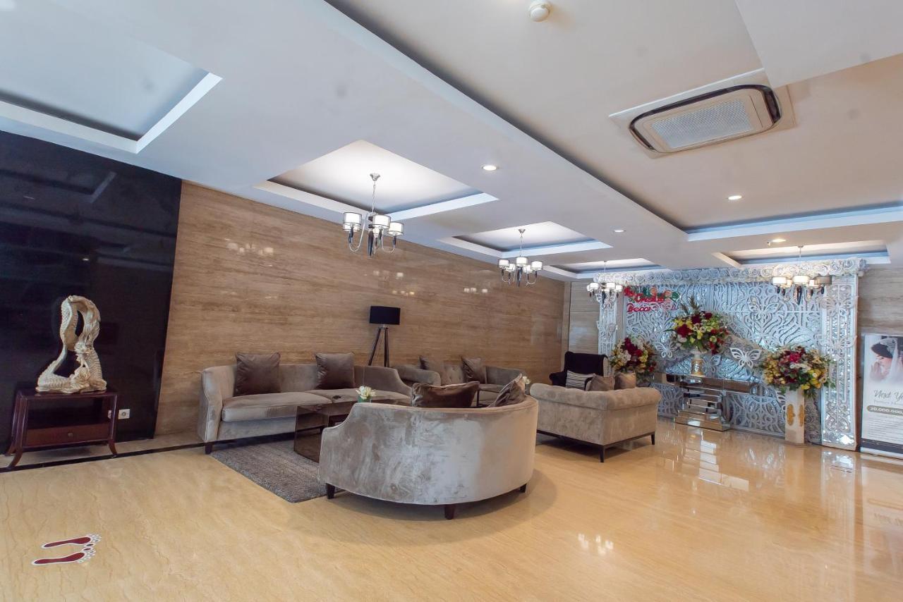 Hotel Royal Regantris Cendana Surabaja Exteriér fotografie