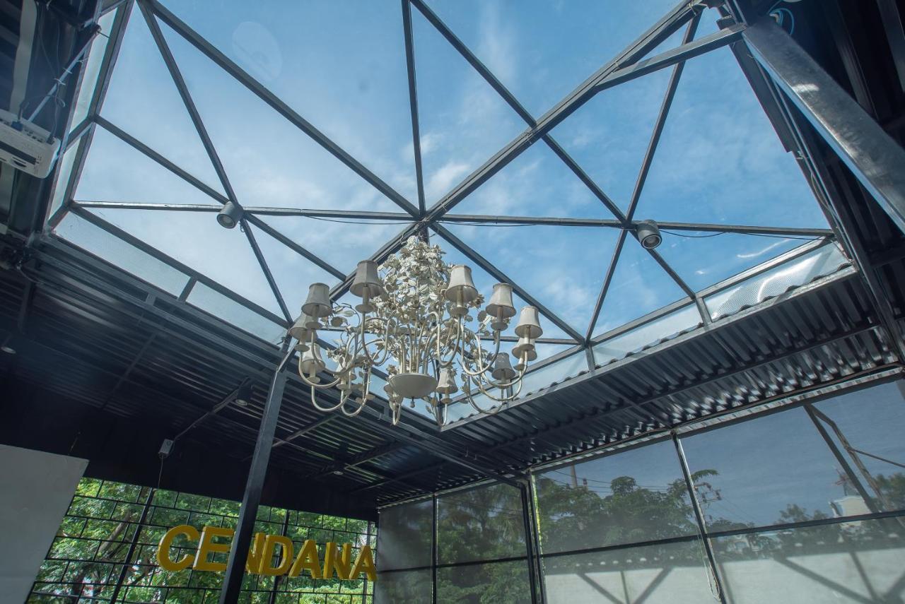 Hotel Royal Regantris Cendana Surabaja Exteriér fotografie