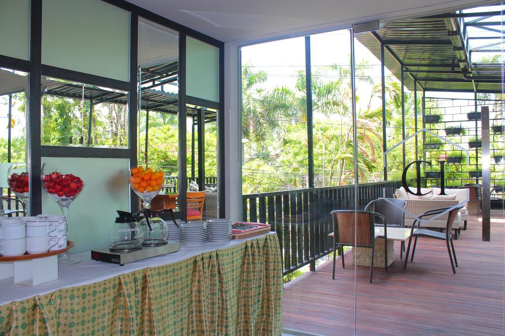 Hotel Royal Regantris Cendana Surabaja Exteriér fotografie