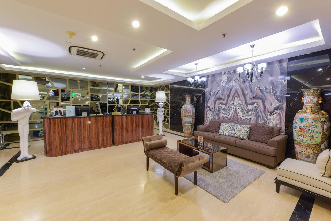Hotel Royal Regantris Cendana Surabaja Exteriér fotografie
